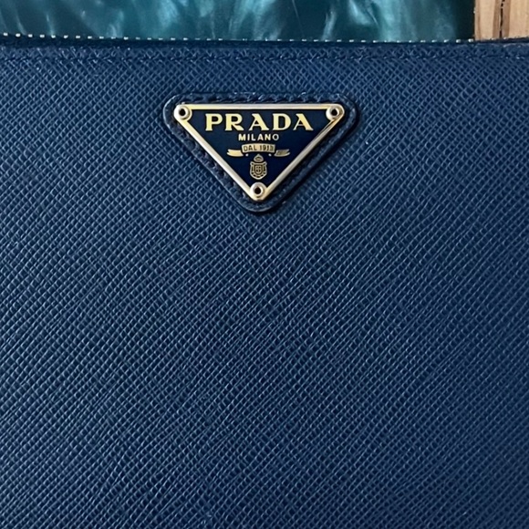 Prada Midnight Blue Saffiano Leather Zip around Wallet - Picture 2 of 15